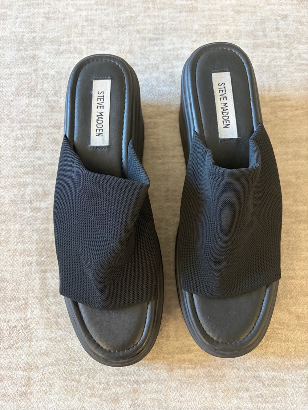 Steve Madden Black Wesley Platform Sandal